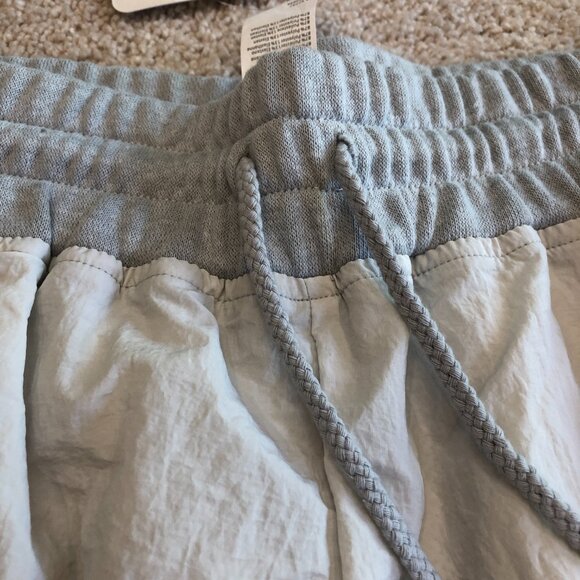 NWT Fabletics Boyfriend Fit Jemma Shorts - Picture 8 of 15